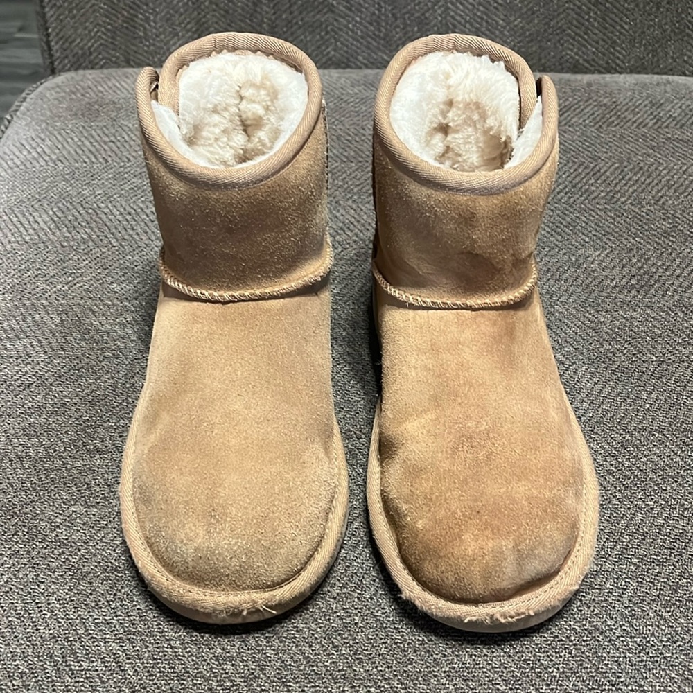 UGG boots girls